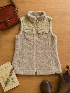 Royal Robbins Sherpa Quilted Vest Women’s M Outdoor Hiking Granola Gorpcore
